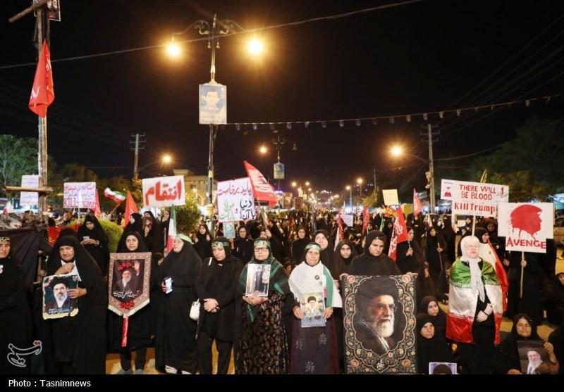 128 شب ایستادگی در خیابان جمهوری؛ یاسوج در سوگ قائد شهید+تصاویر اخبار یاسوج , تشییع رهبر شهید , بدرقه آقای شهید ایران , تشییع آیتاللهالعظمی سید علی خامنهای , شهید امام خامنه ای (ره) ,