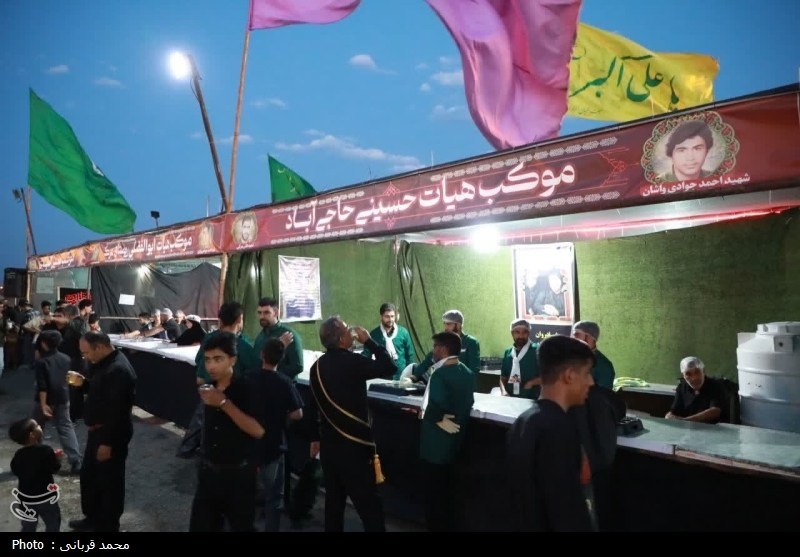 تشییع «امام شهید» جلوهای از وفاداری ملت ایران به راه شهداست+عکس تشییع «امام شهید» جلوهای از وفاداری ملت ایران به راه شهداست+عکس