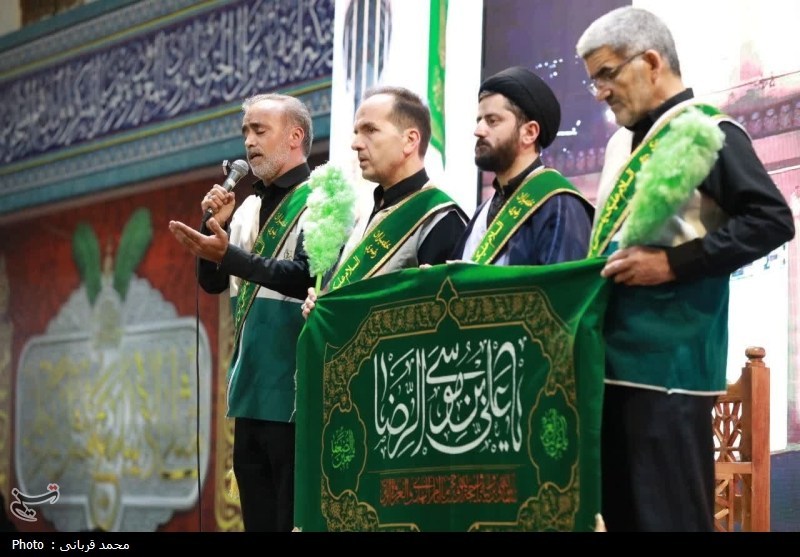 تشییع «امام شهید» جلوهای از وفاداری ملت ایران به راه شهداست+عکس تشییع «امام شهید» جلوهای از وفاداری ملت ایران به راه شهداست+عکس