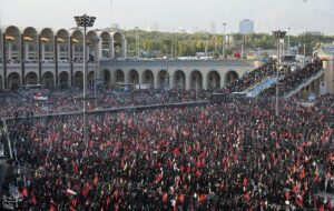 حضور بیش از 53 هزار قزوینی در دومین روز تشییع قائد شهید