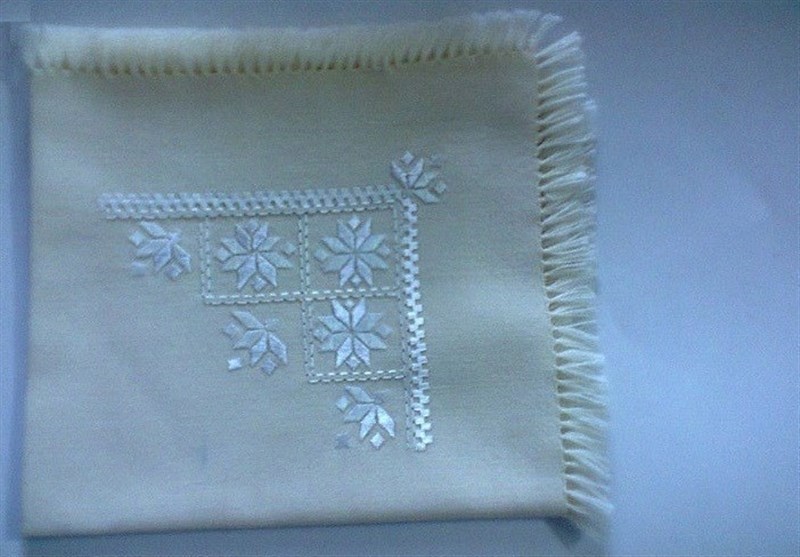 روایت دستانی که طلا میبافند/ اینجا زنان با سوزن نان درمیآورند اخبار سیستان , نظام مسائل استان سیستان و بلوچستان ,