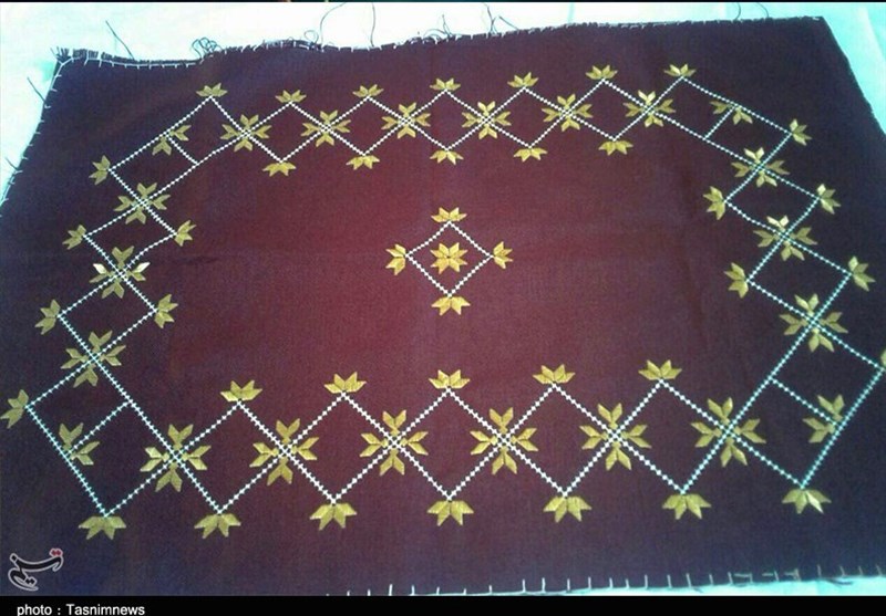 روایت دستانی که طلا میبافند/ اینجا زنان با سوزن نان درمیآورند اخبار سیستان , نظام مسائل استان سیستان و بلوچستان ,