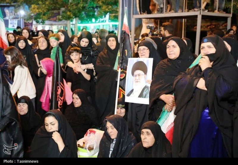 طنین فریاد هیهات منا الذله در شب عاشورای حسینی در یاسوج حسینیه تسنیم , اخبار یاسوج ,