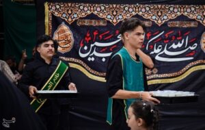 موکب‌های مردمی جلوه‌ای از ارادت ملت به رهبر شهید است