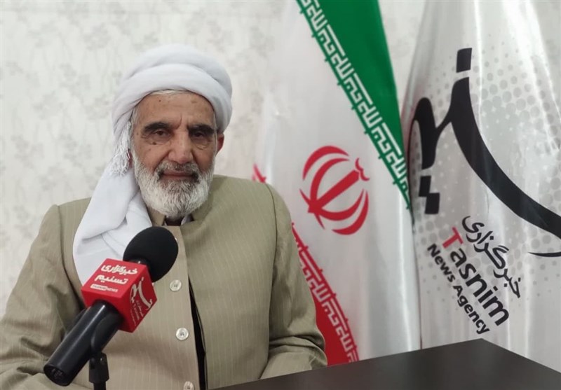 وحدت و اقتدار در تشییع رهبر شهید انقلاب/بازخوانی شخصیت و مکتب رهبری اخبار سنندج , اخبار استان کردستان , رهبر انقلاب , رهبر کشوردوست , تشییع رهبر شهید , شهید امام خامنه ای (ره) ,