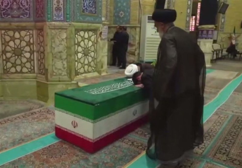 گزارش تسنیم از جزییات بدرقه آقای شهید ایران در قم/رویداد بزرگ تاریخ قم تشییع رهبر شهید , تشییع امام شهید , تشییع آیتاللهالعظمی سید علی خامنهای , بدرقه آقای شهید ایران , اخبار استان قم , آیتالله سید علی خامنهای ,